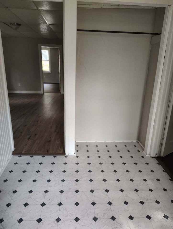 16 Orchard St - Photo 3 of 11