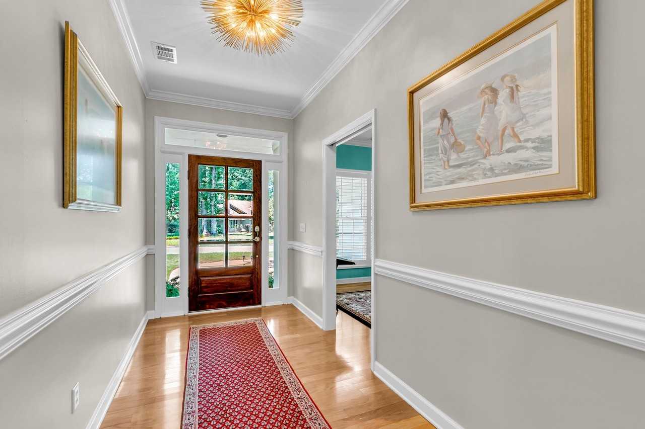 52 Monastery Rd - Photo 5 of 35