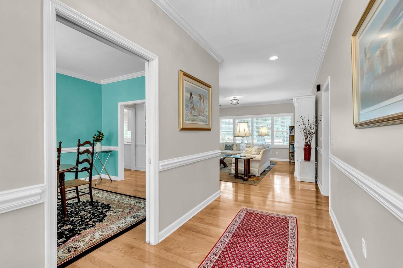 52 Monastery Rd - Photo 6 of 35