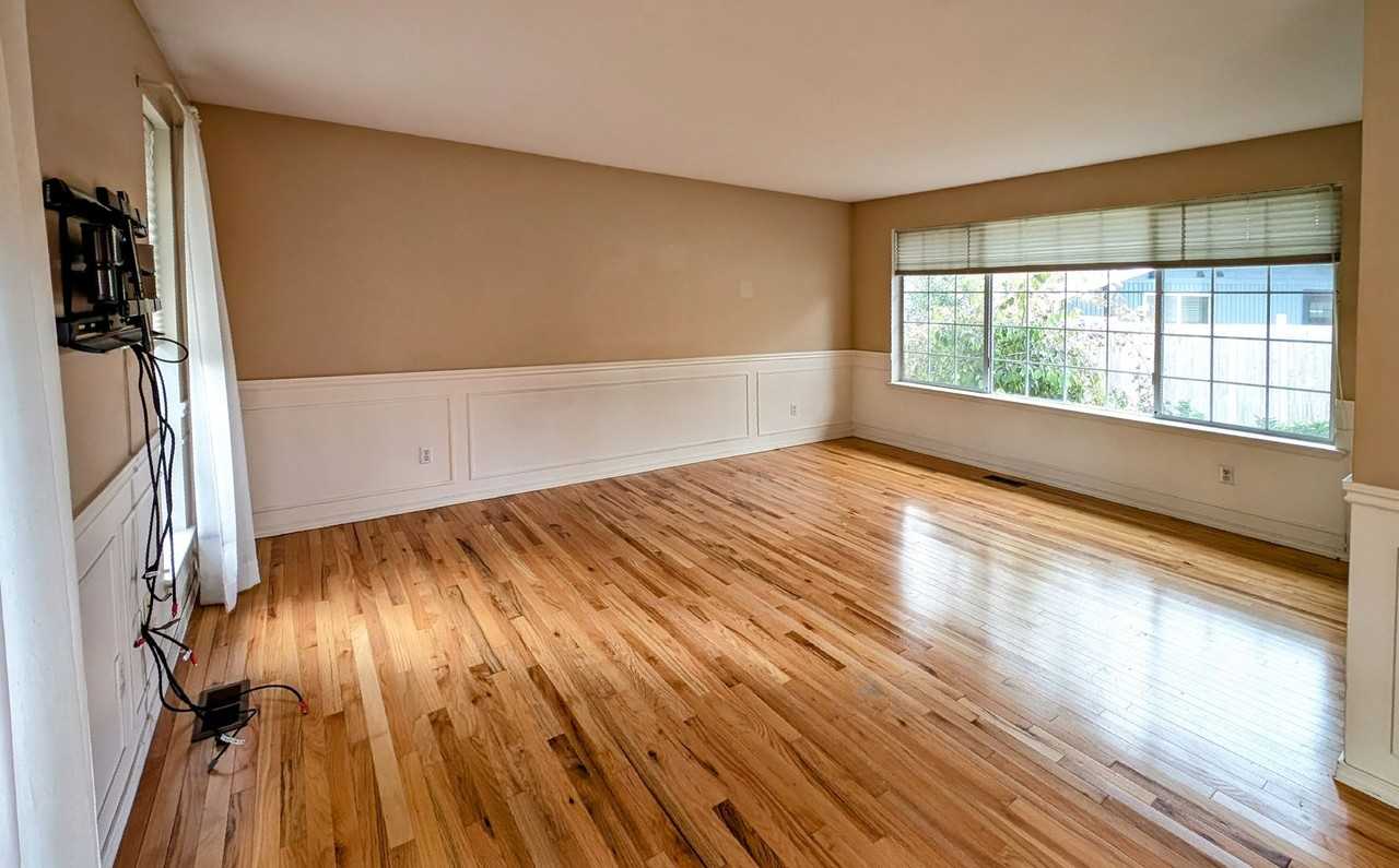 17826 85th Pl Ne - Photo 2 of 23