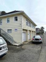 featured image of 4422 Sw Beach Ave