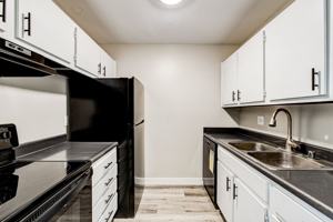 featured image of 320 Tyrrell Ct