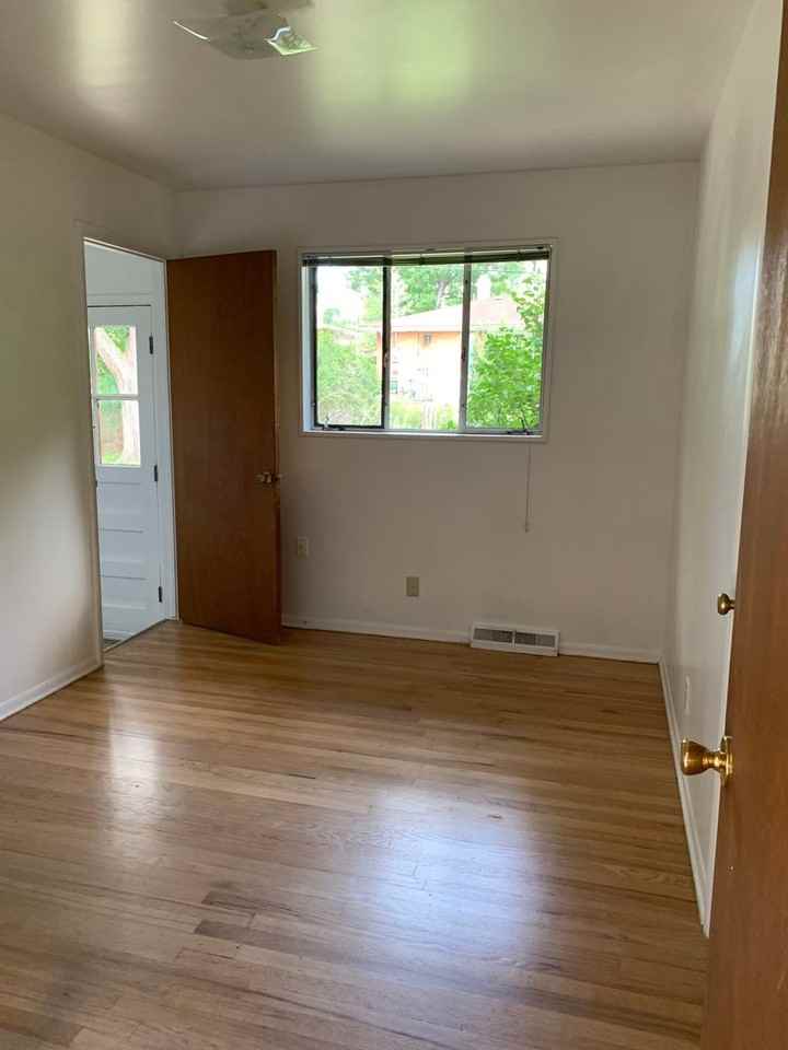 455 South 45th Street - Photo 4 of 17