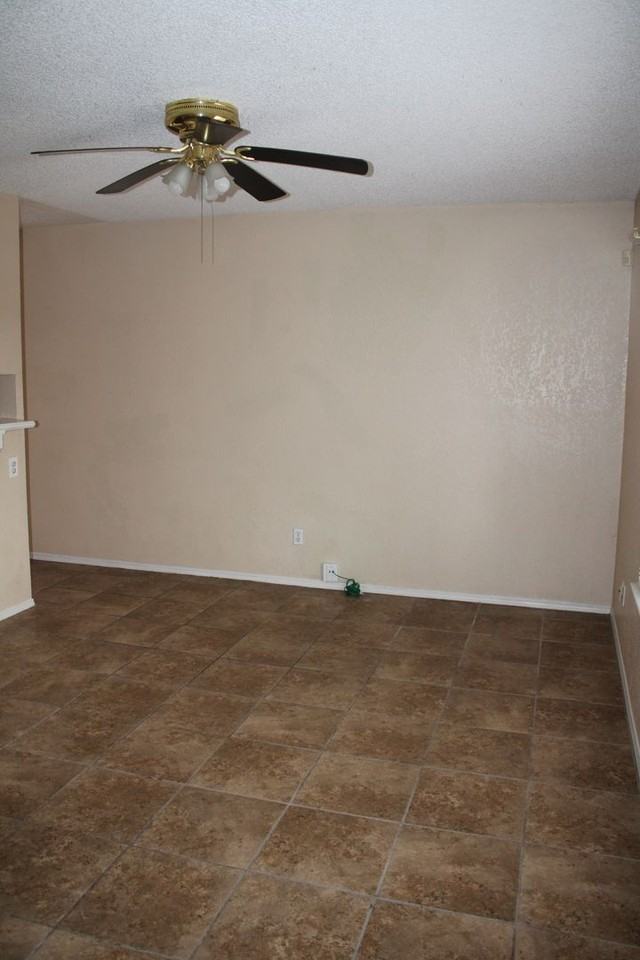 12333 Nancy Lee Ave - Photo 2 of 20