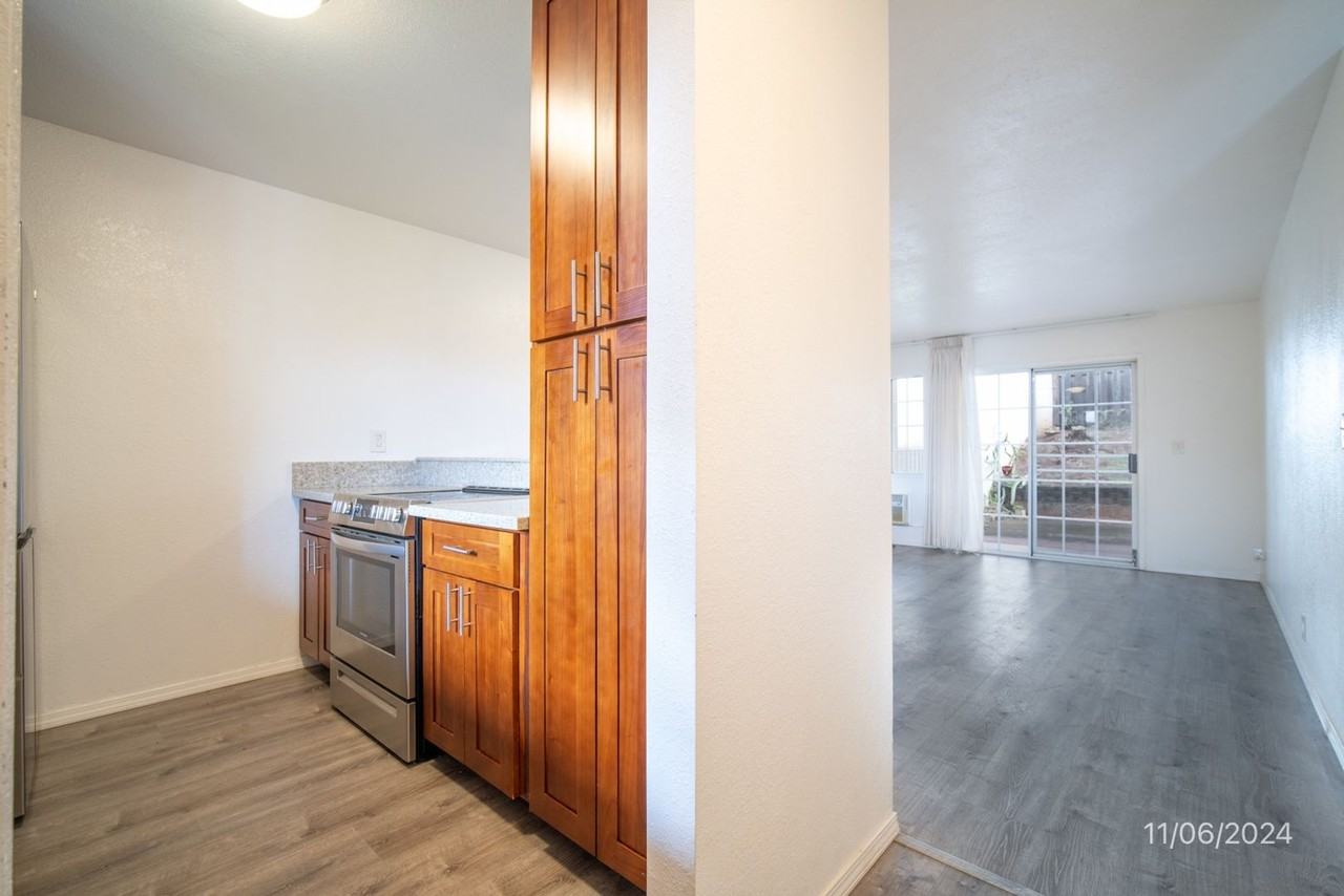 94-1469 Waipio Uka St - Photo 3 of 22