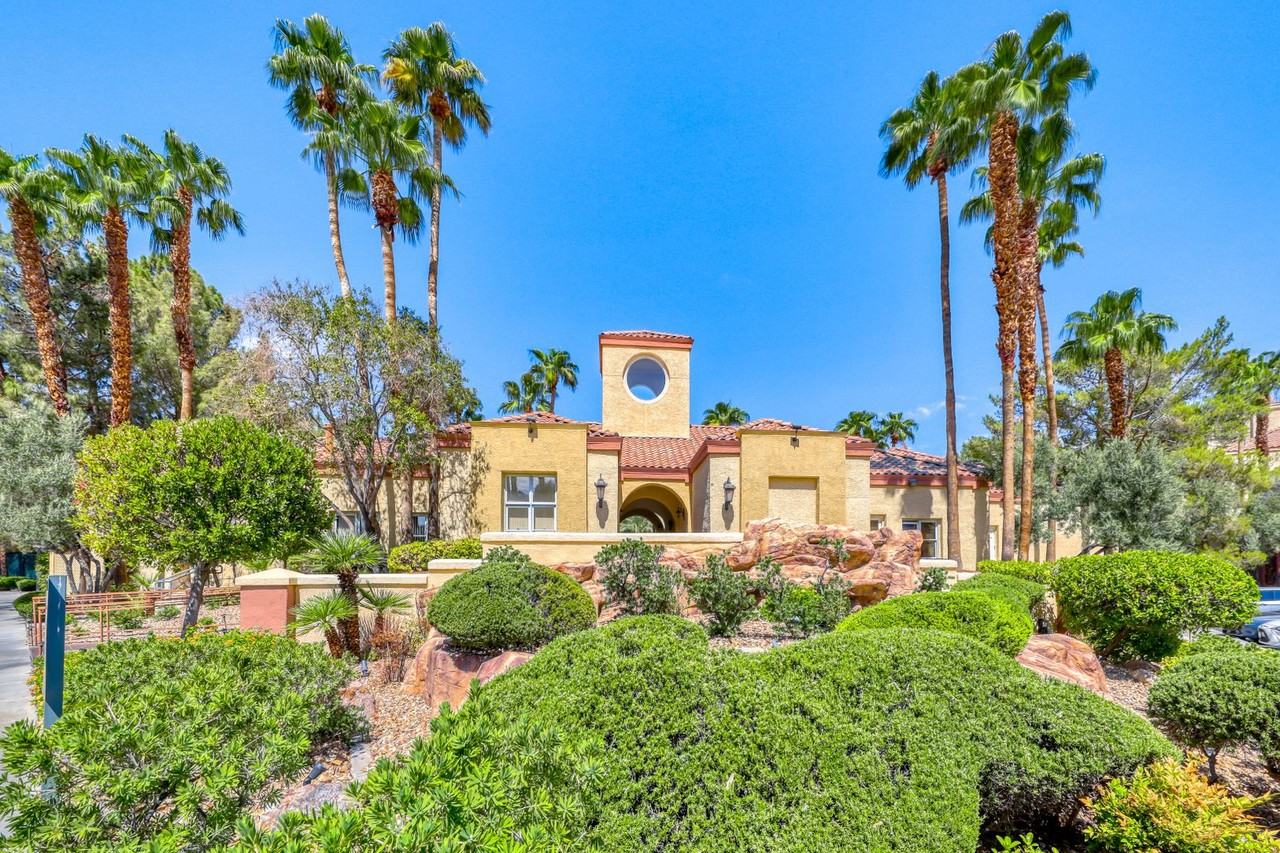 260 E Flamingo Rd #202 - Photo 2 of 24