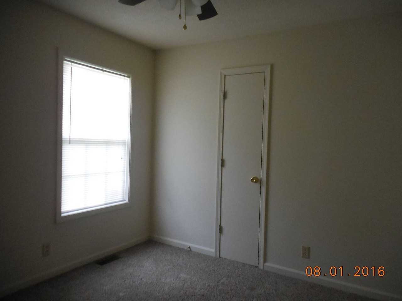 223 Jim Thorpe Dr - Photo 4 of 6