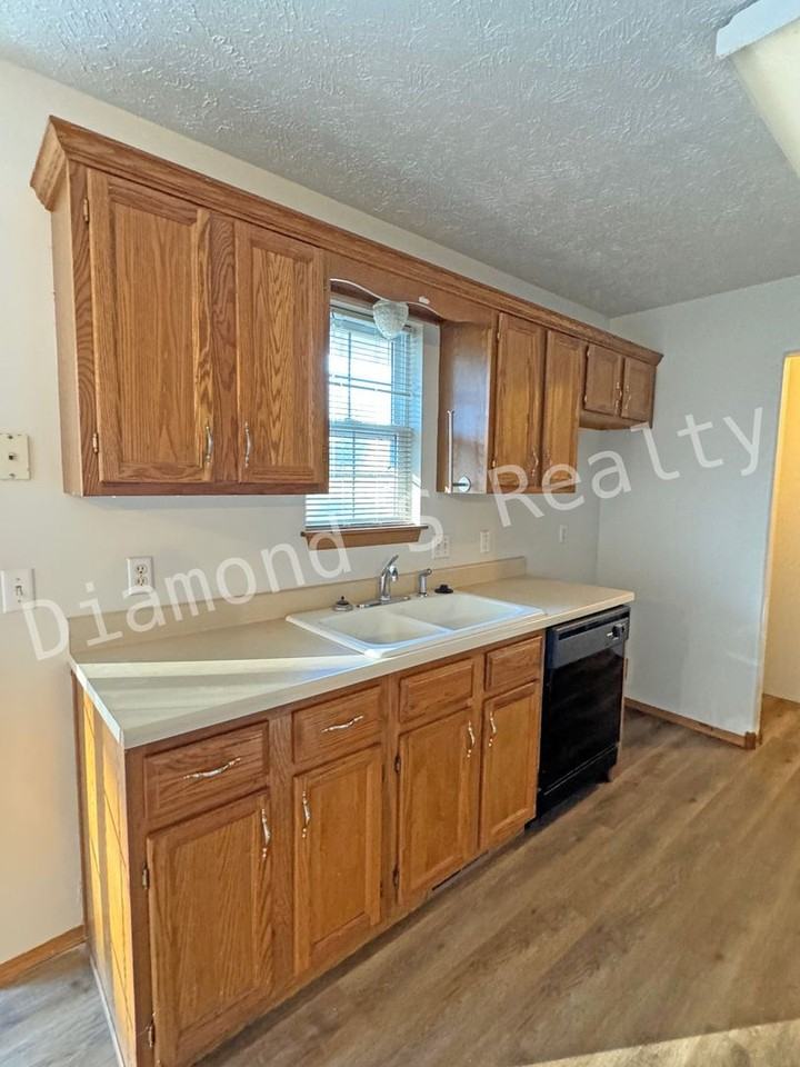 3106 W State St - Photo 7 of 16