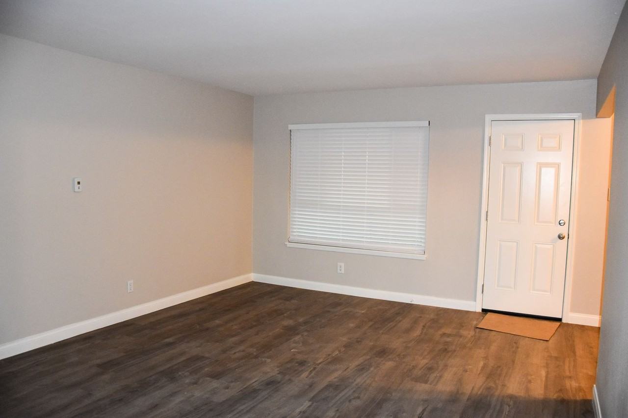 13142 La Pata St - Photo 3 of 30