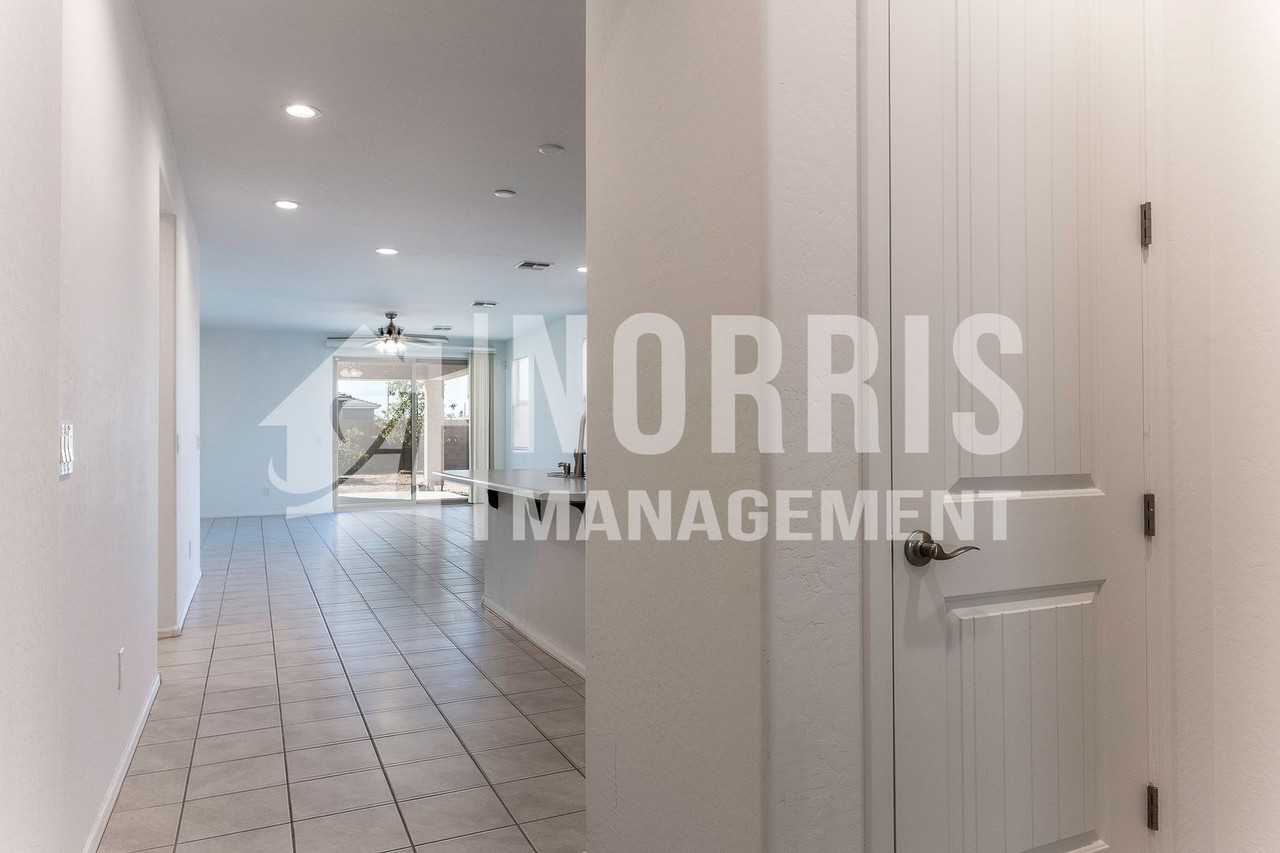 1619 E Jerry Ct - Photo 6 of 43