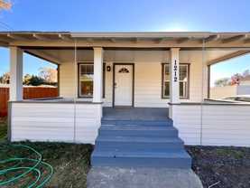 1212 S 18th Ave - Photo 1 of 1