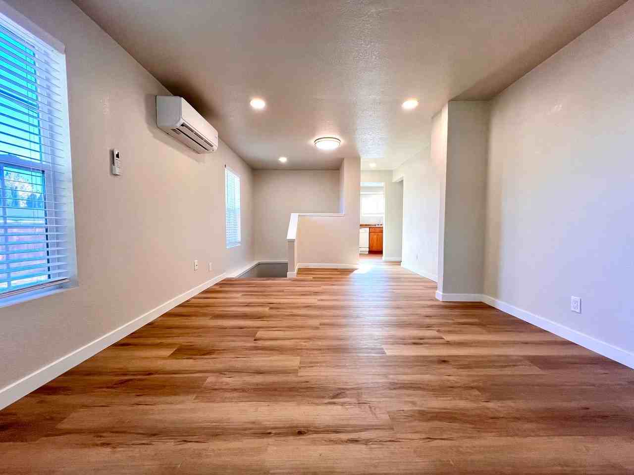 1212 S 18th Ave - Photo 6 of 25