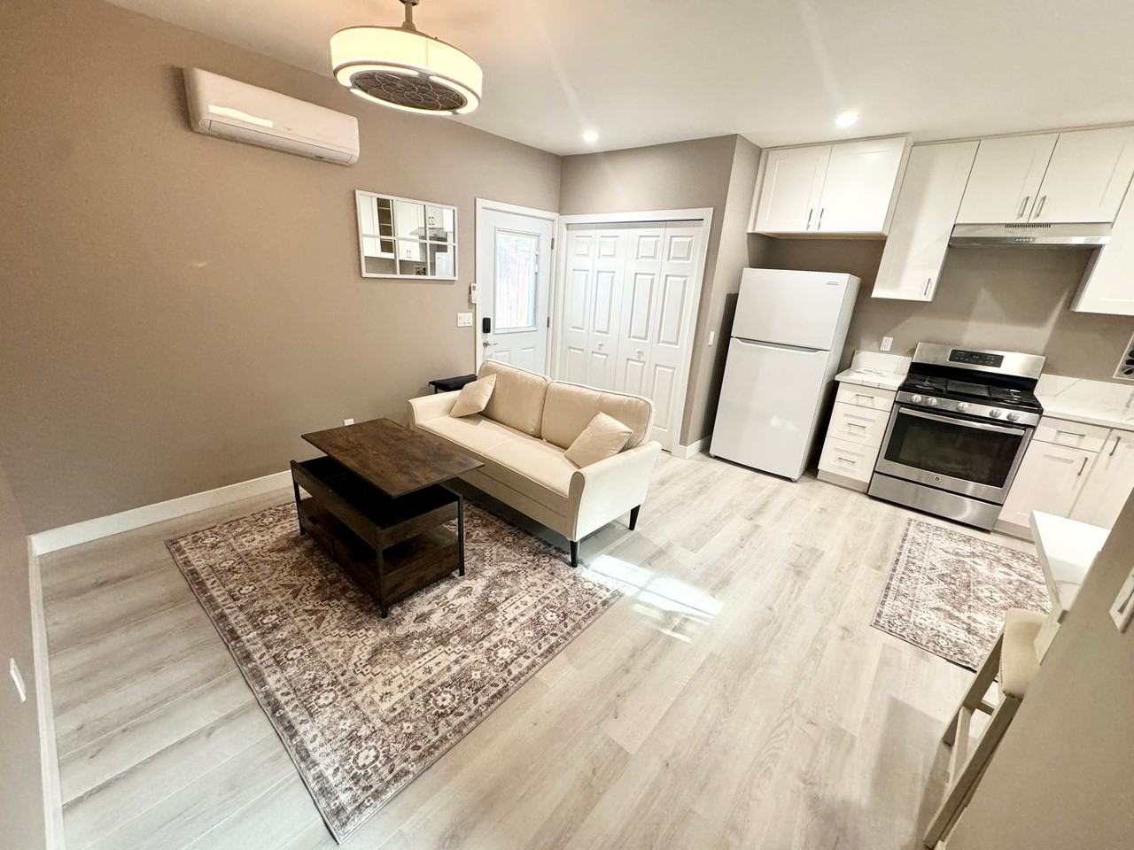 2405 Lorain Rd - Photo 4 of 12