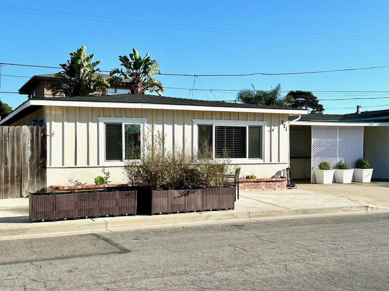 371 Wawona Ave - Photo 2 of 18