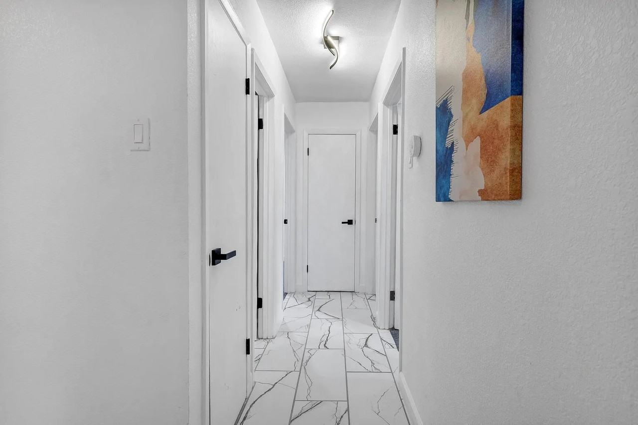 3834 Happy Canyon Dr - Photo 2 of 14