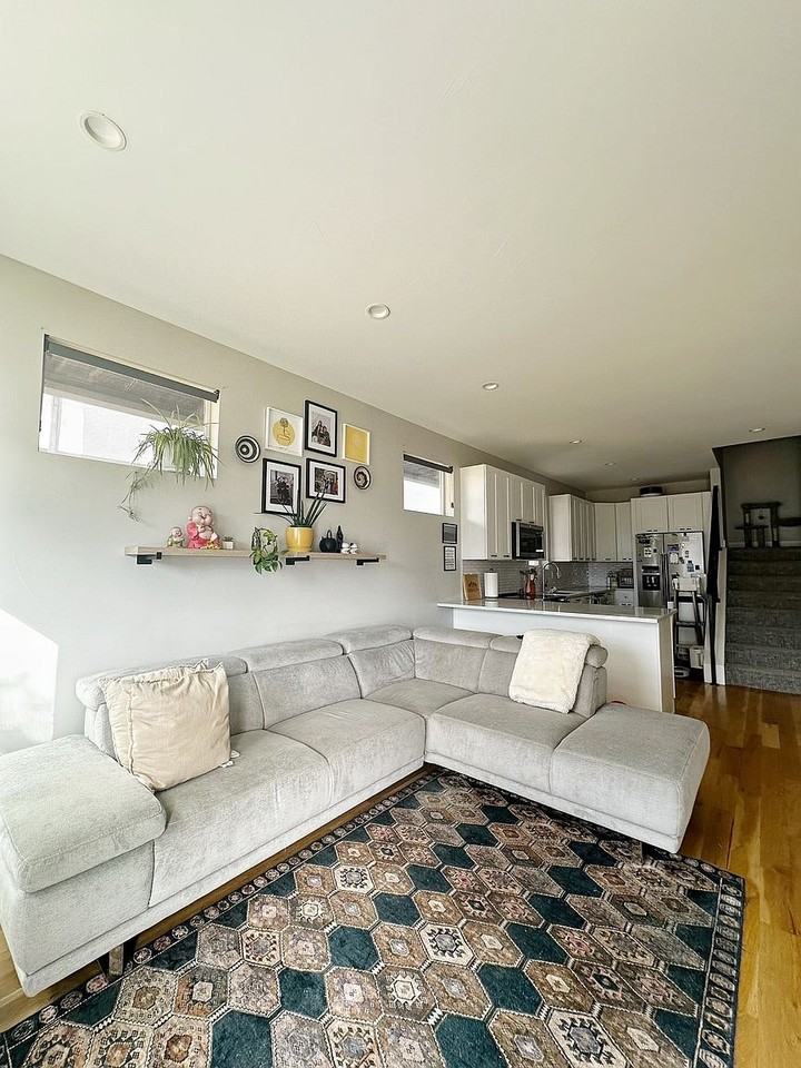 1364 Yates Street - Photo 6 of 7