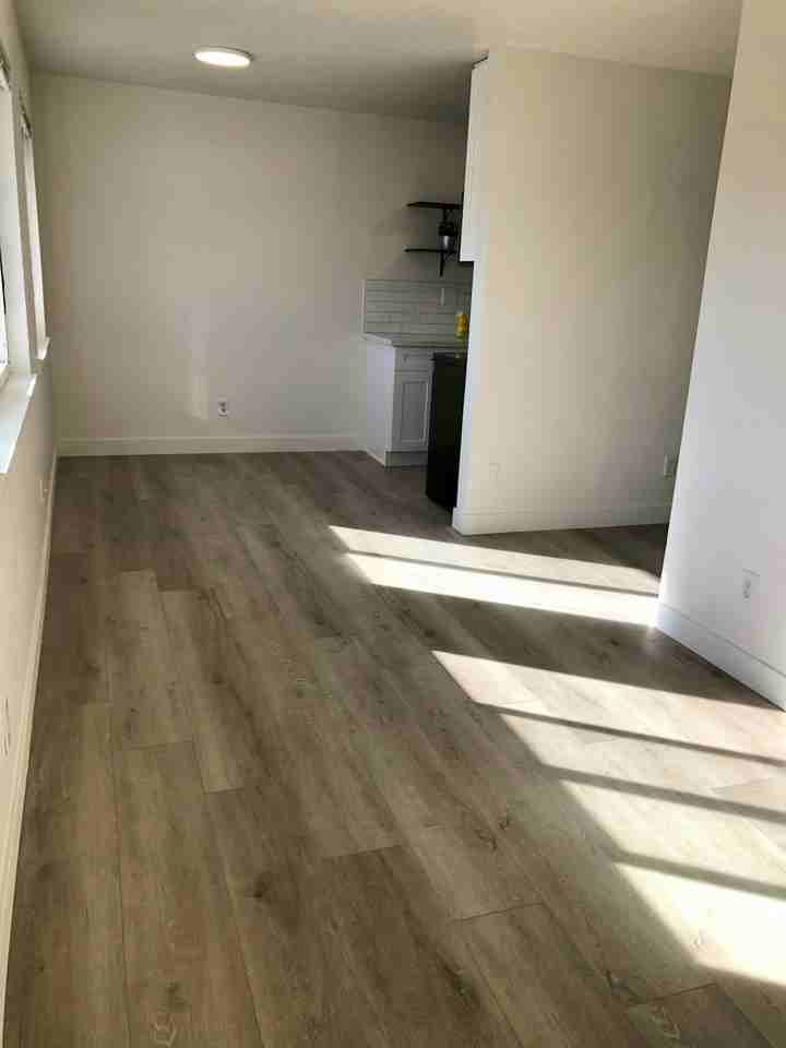 611 San Luisito Way, Unit 9 - Photo 4 of 25