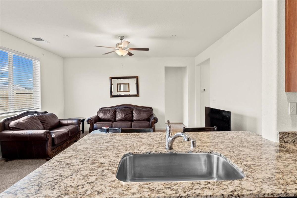 10400 Skynyrd Way - Photo 3 of 26