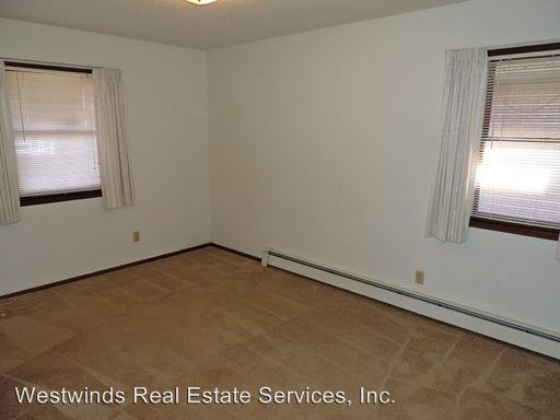 808 Oakcrest Avenue - Photo 3 of 9
