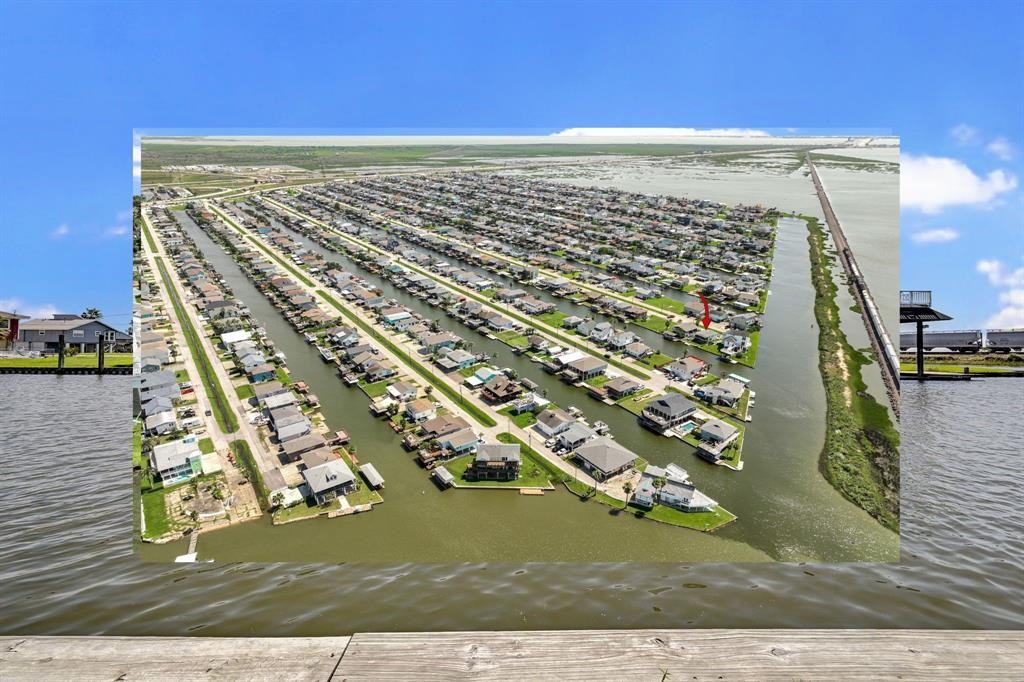 491 Pompano St - Photo 3 of 3