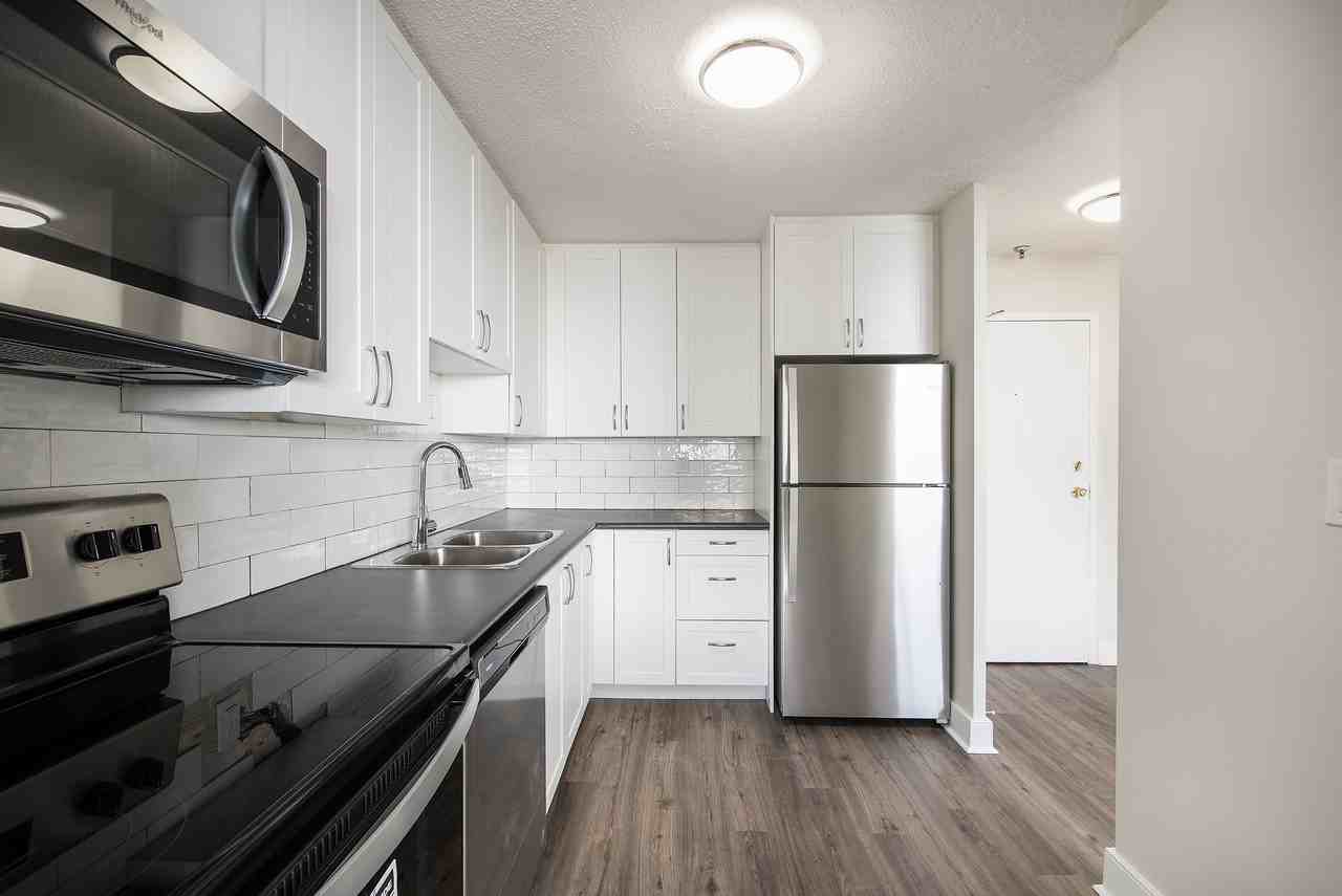 9 - 54 Paige Plaza - Photo 3 of 28