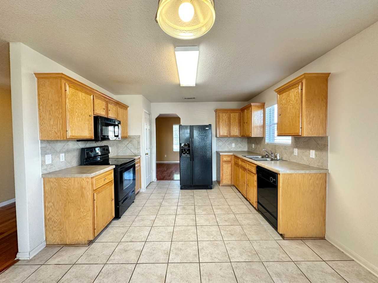 3406 Bull Run Dr - Photo 7 of 36