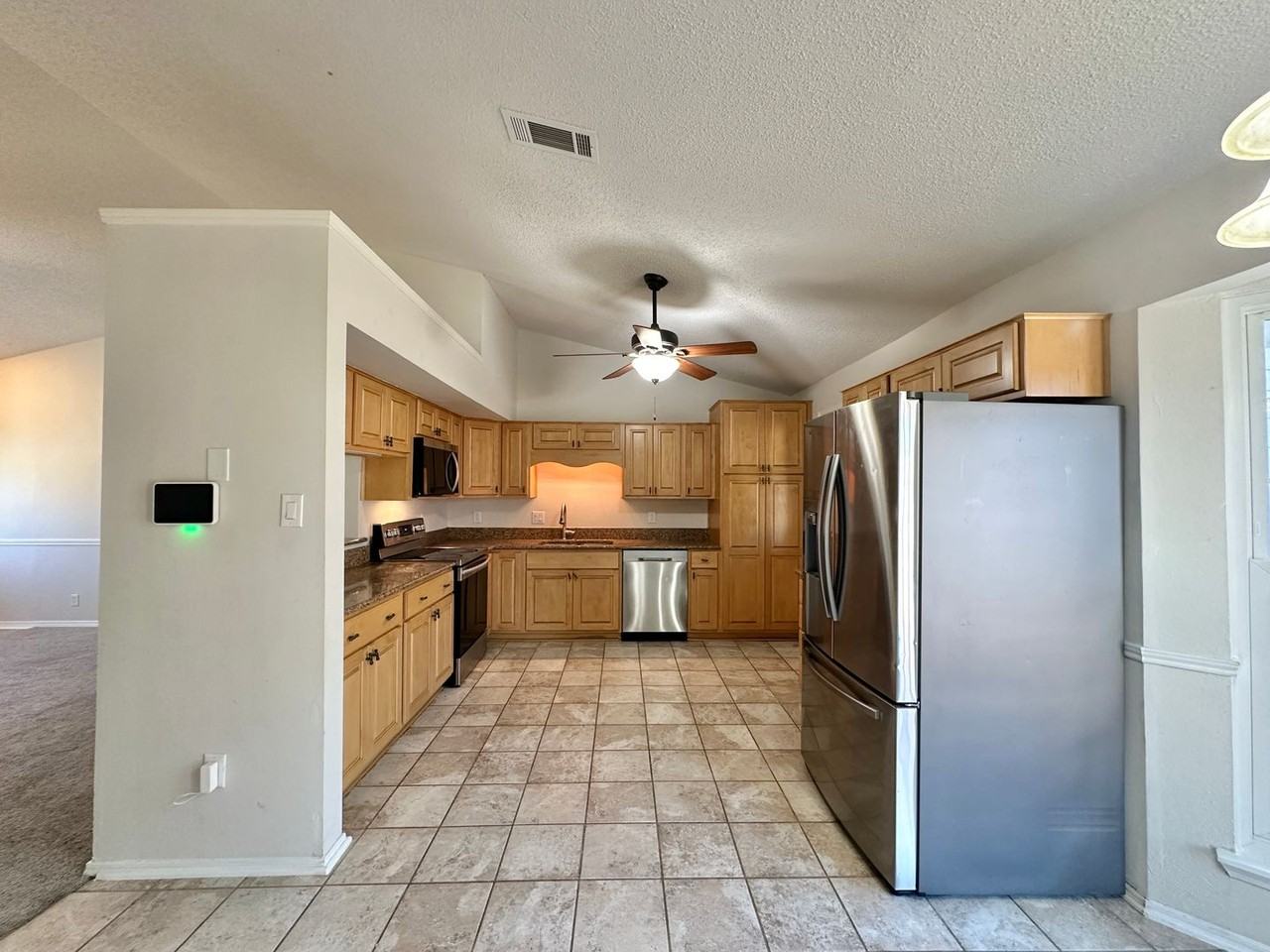 1907 Meadowbrook Dr - Photo 5 of 29