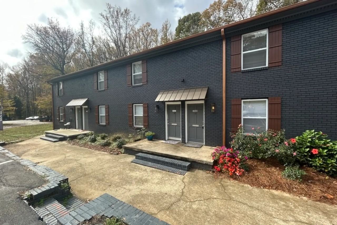 1468 Sherwood Dr - Photo 2 of 16