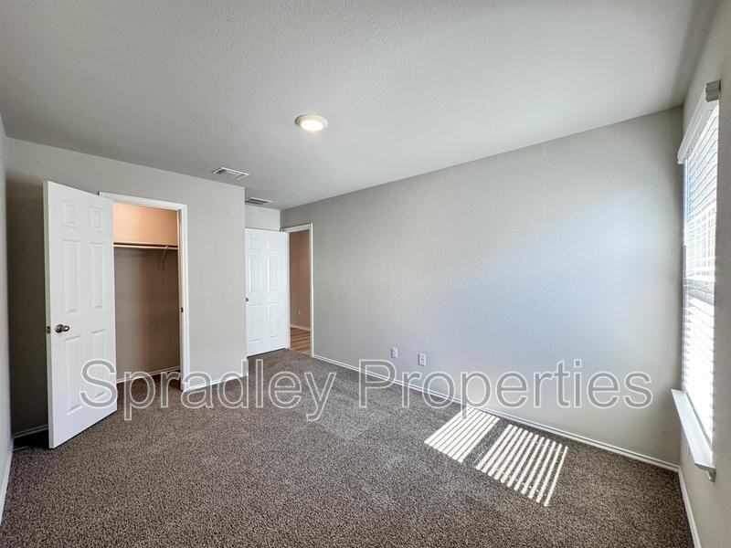 1012 Ribeye Rd - Photo 4 of 12