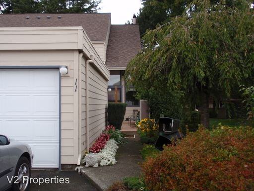 55 NE Village Squire Ave #11 - Photo 2 of 9