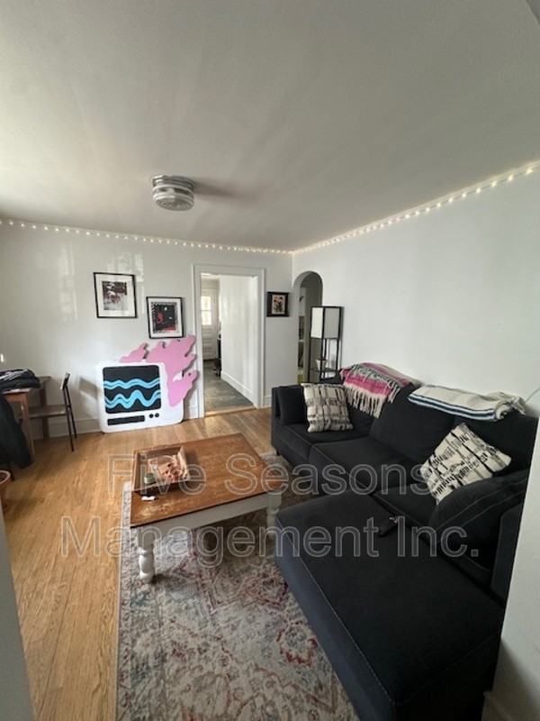 512 North St - Photo 4 of 13