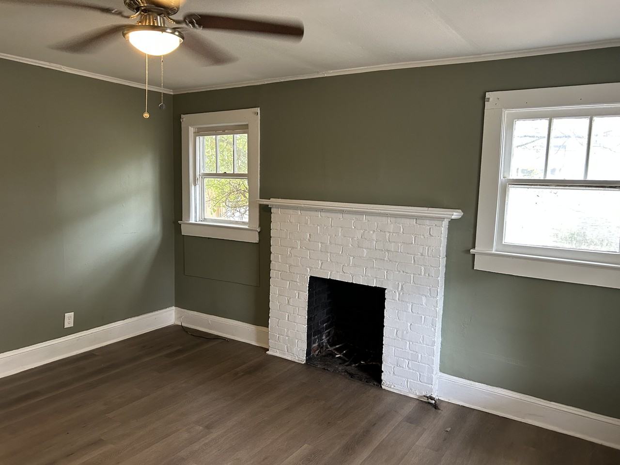 1202 Pleasant Ave - Photo 3 of 6