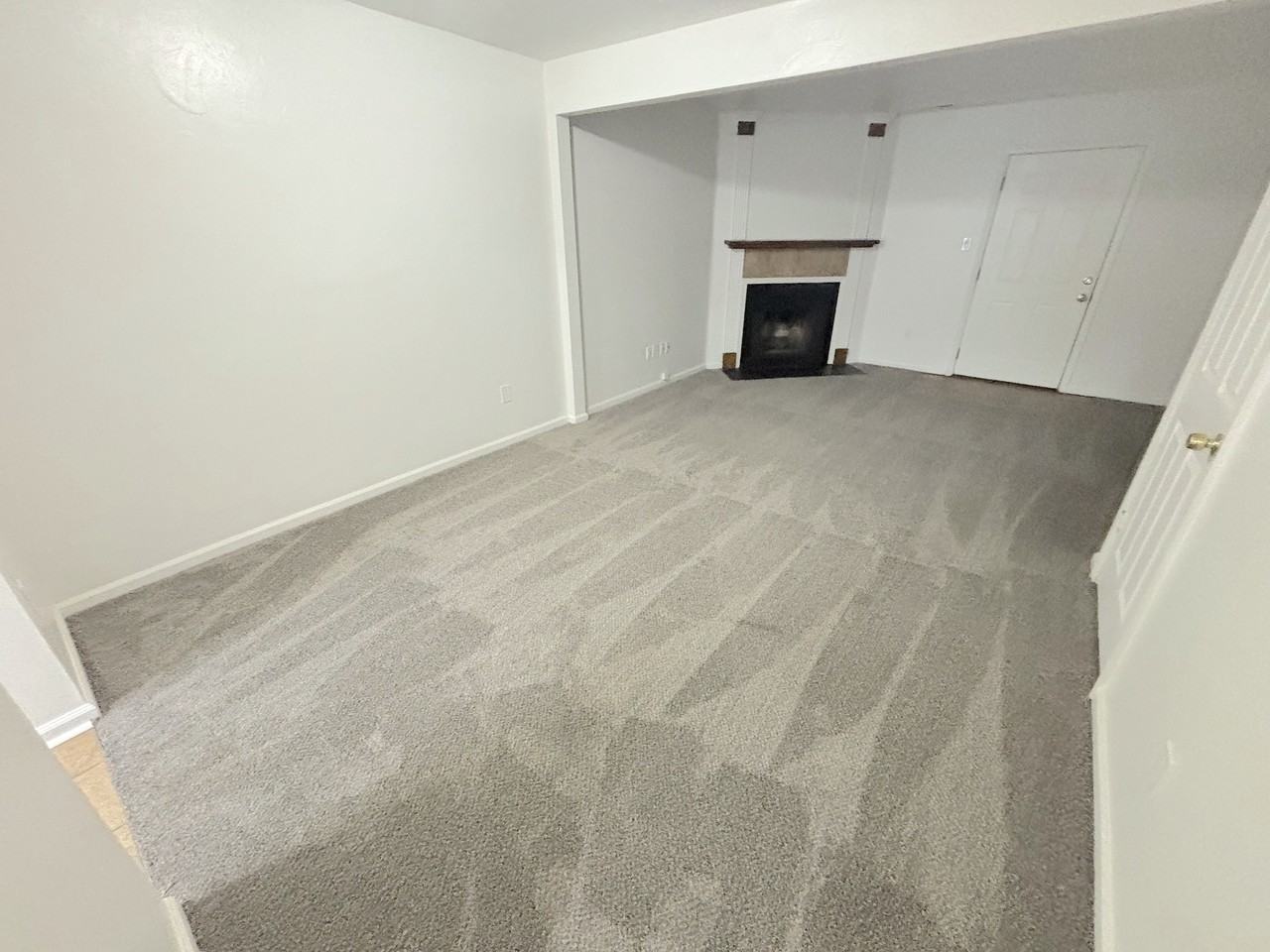 3725 Sugar Creek Cir - Photo 3 of 28