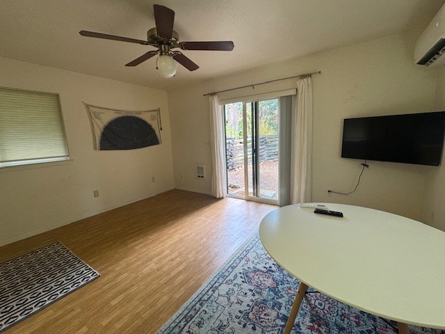 601 Davis Place Rd - Photo 5 of 11