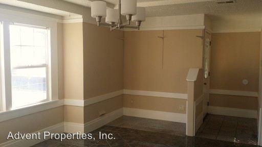 1221 31st St - Photo 2 of 16