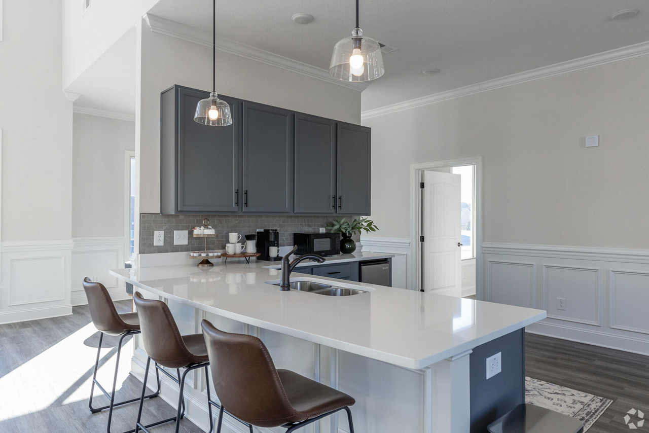 The Oakley at Pro Park - Photo 4 of 43