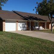 3220 Apperson Dr - Photo 3 of 27