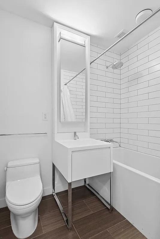 William St #16H - Photo 7 of 7