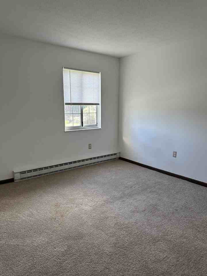 367 Howard Avenue - Photo 3 of 9