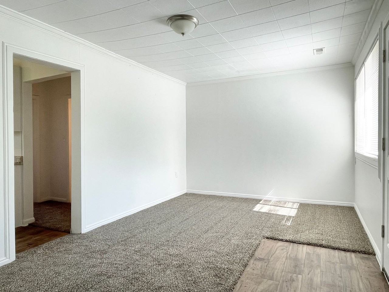 307 N 100 W - Photo 5 of 13