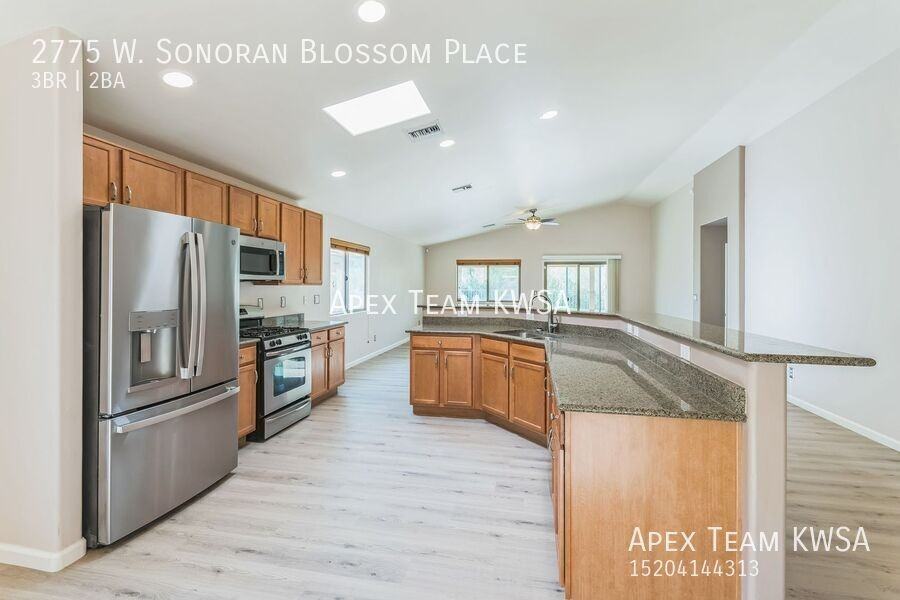 2775 W Sonoran Blossom Pl - Photo 3 of 38
