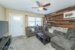 20 Meadow Road - Photo 3 of 14