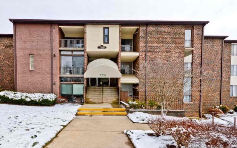 7716 Hanover Pkwy #302 - Photo 4 of 15