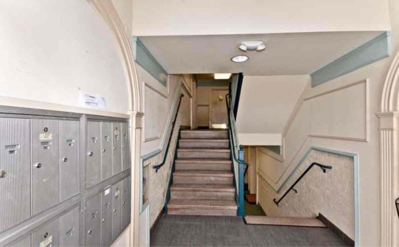 7716 Hanover Pkwy #302 - Photo 6 of 15