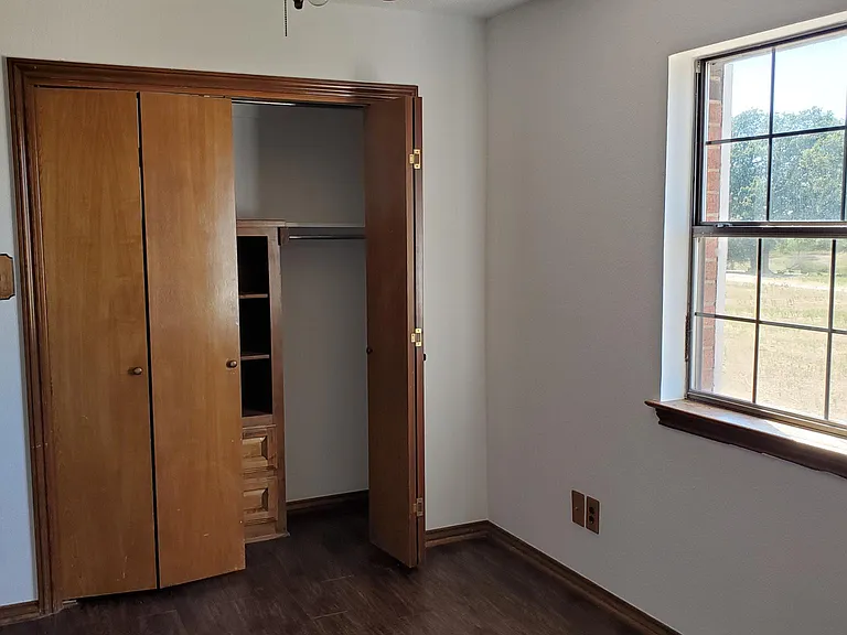 2505 Laney Circle - Photo 7 of 20