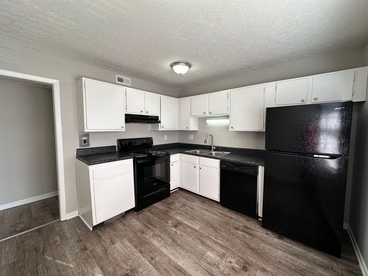 Park Place North Apartments - Photo 7 of 16