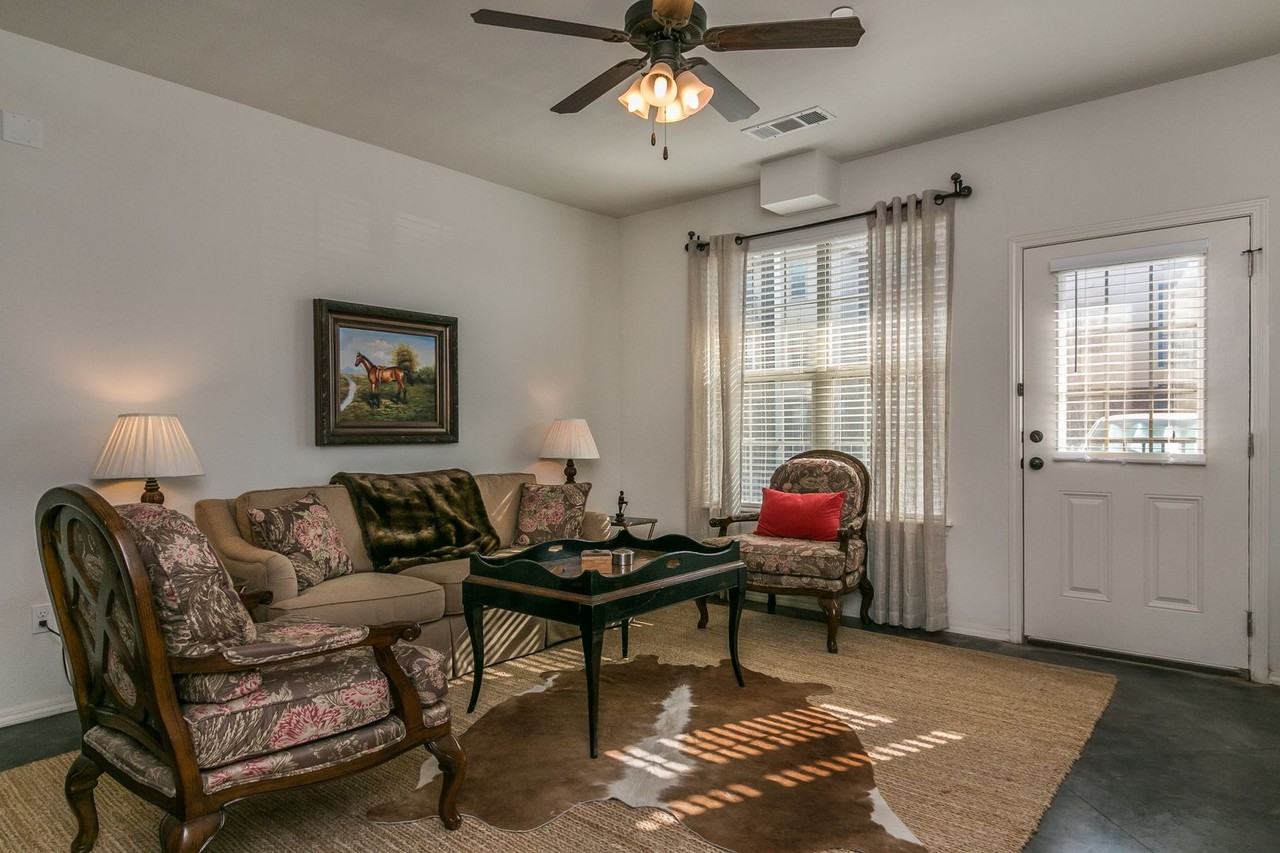 Ridgewood Apartments - Photo 4 of 50