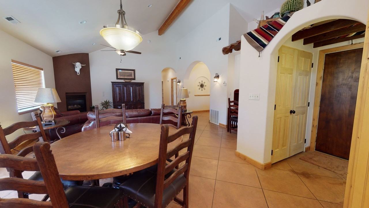 2146 Rio Verde - Photo 4 of 26