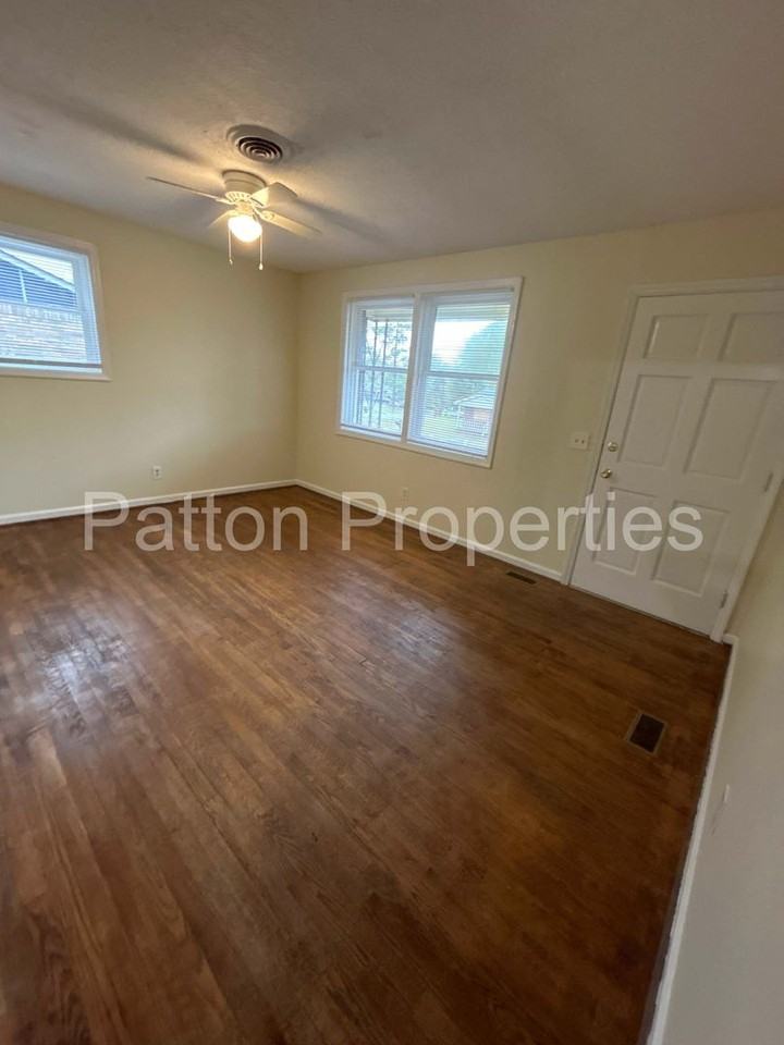 336 Ovanta Rd - Photo 3 of 20