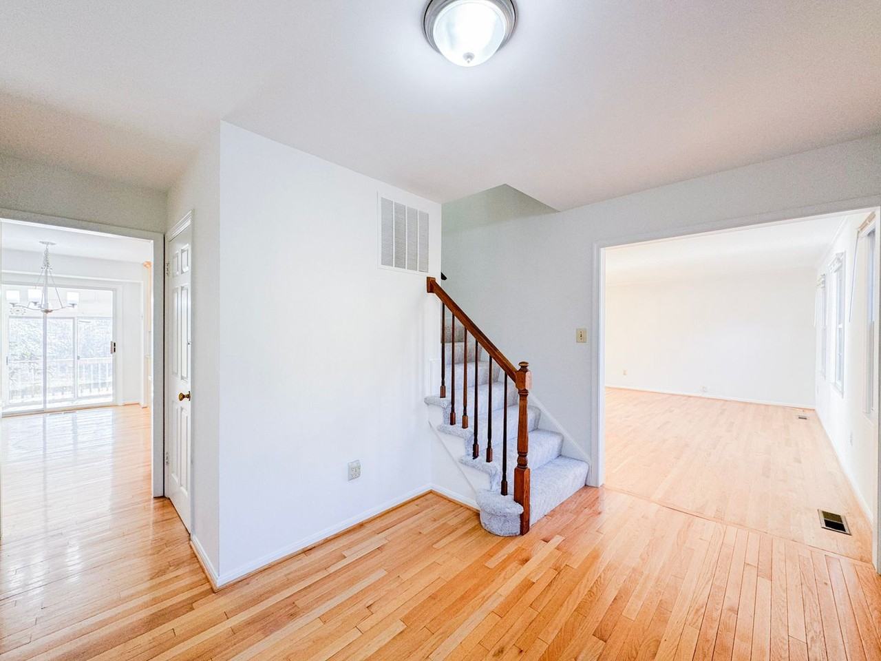 9309 Kilby Glen Dr - Photo 3 of 46